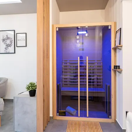 公寓 Aapartman Wellness - Privat Elmeny - Bor Bekeszitessel 佩奇